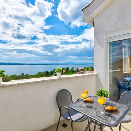 Apartment Tia Криквеница Екстериор снимка