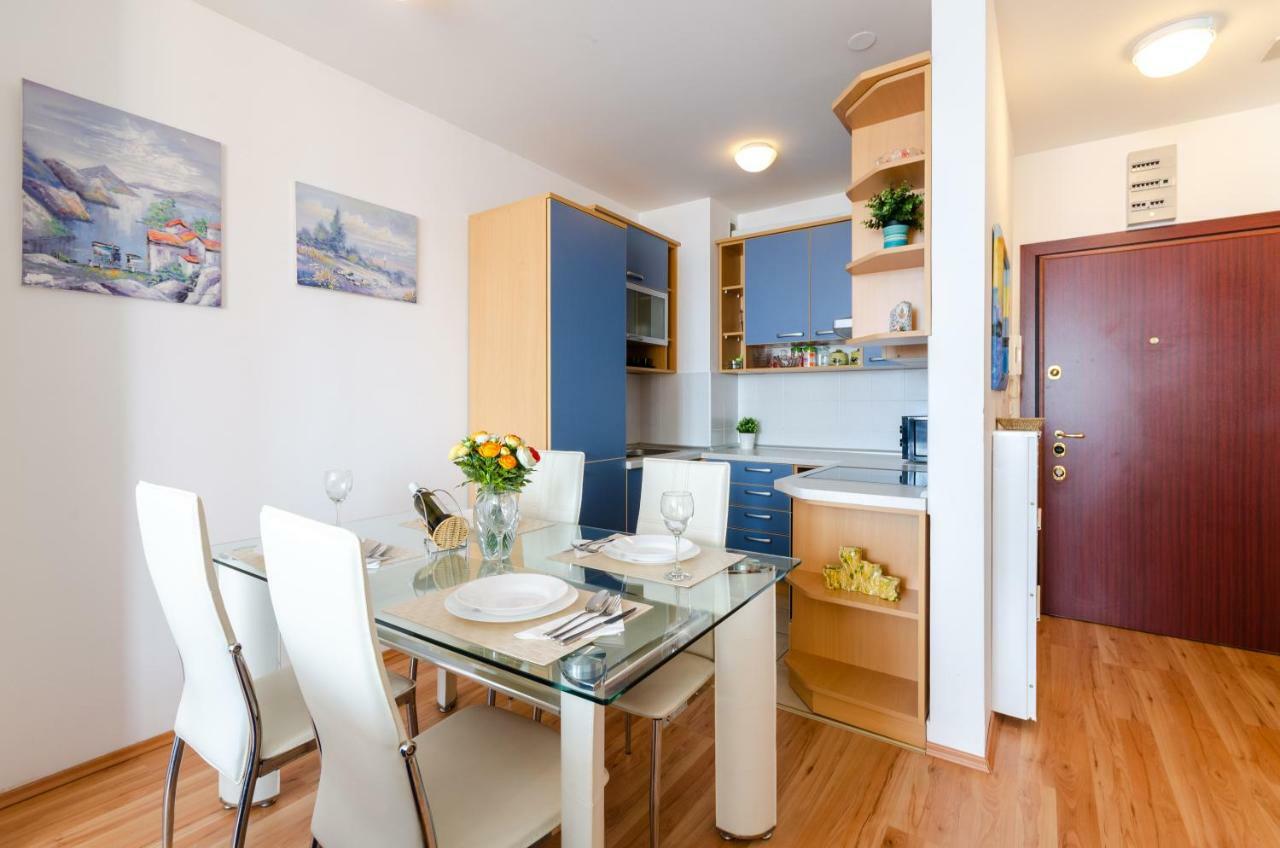 Apartment Tia Криквеница Екстериор снимка